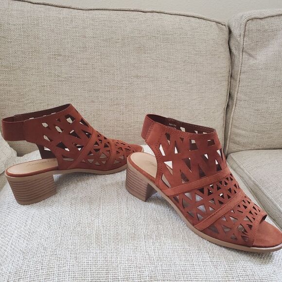 American Eagle Block Sandals Size 6.5 - Picture 11 of 15